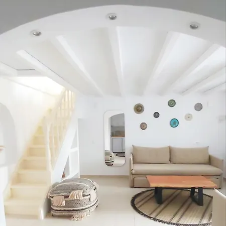 Merriam Apartment *